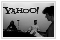 Yahoo! � Facebook ������������� ��������� �����